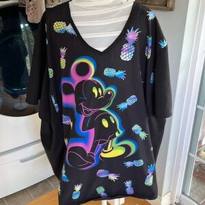 Women’s medical scrub top